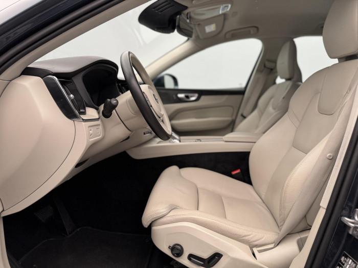 Volvo XC60 B4 AWD INSCRIPTION AUT 1.maj