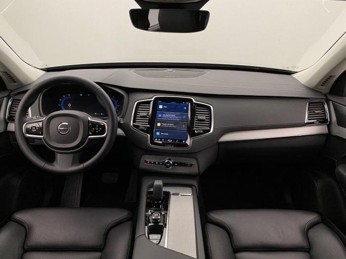 Volvo XC90 B5 AWD PLUS DARK REZERVACE
