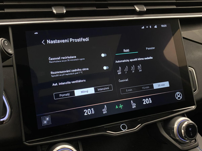 Lynk & Co 01 PHEV DCT AUT REZERVACE