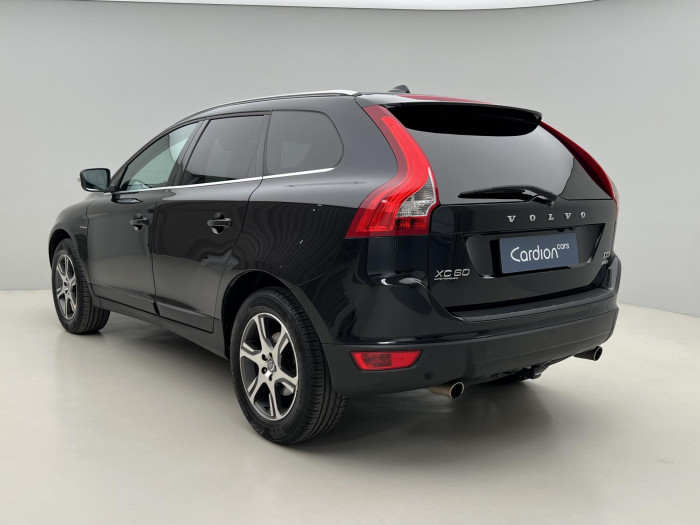 Volvo XC60 D3 AWD MOMENTUM AUT CZ 2.4 d Momentum