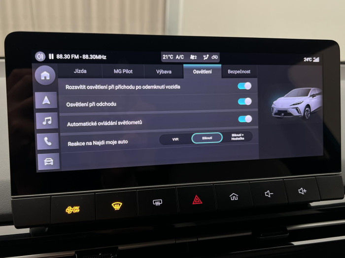 MG MG4 EV EXCLUSIVE 77kWh CZ 1.maj. Exclusive