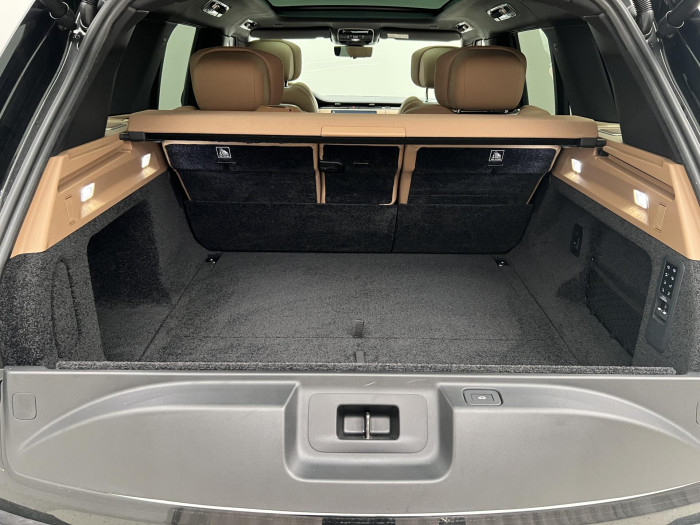 Land Rover Range Rover P550e AUTOBIOGRAPHY Aut SWB