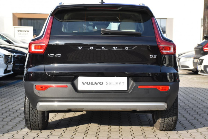 Volvo XC40 D3 MOMENTUM 1.maj. REZERVACE 2.0 d Momentum