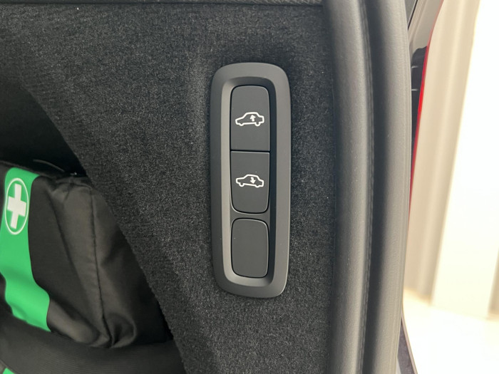 Volvo XC90 B5 AWD DARK PLUS AUT