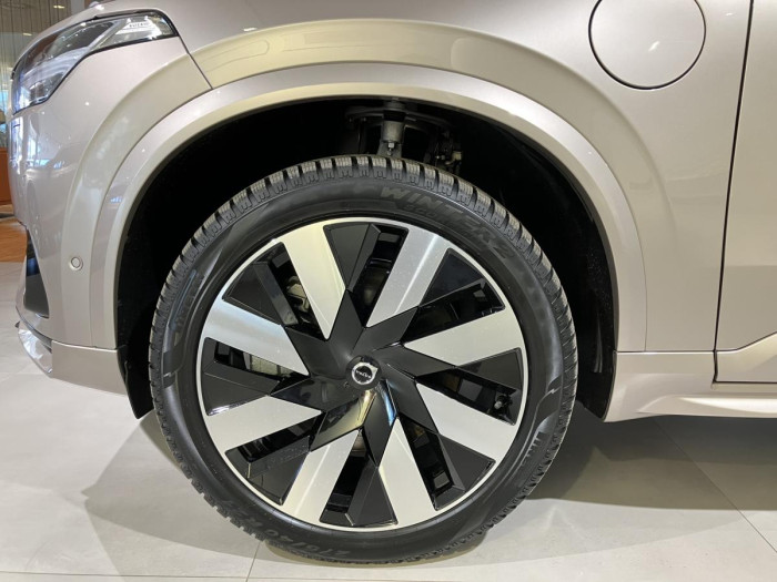 Volvo XC90 T8 AWD AUT RECHARGE DARK PLUS