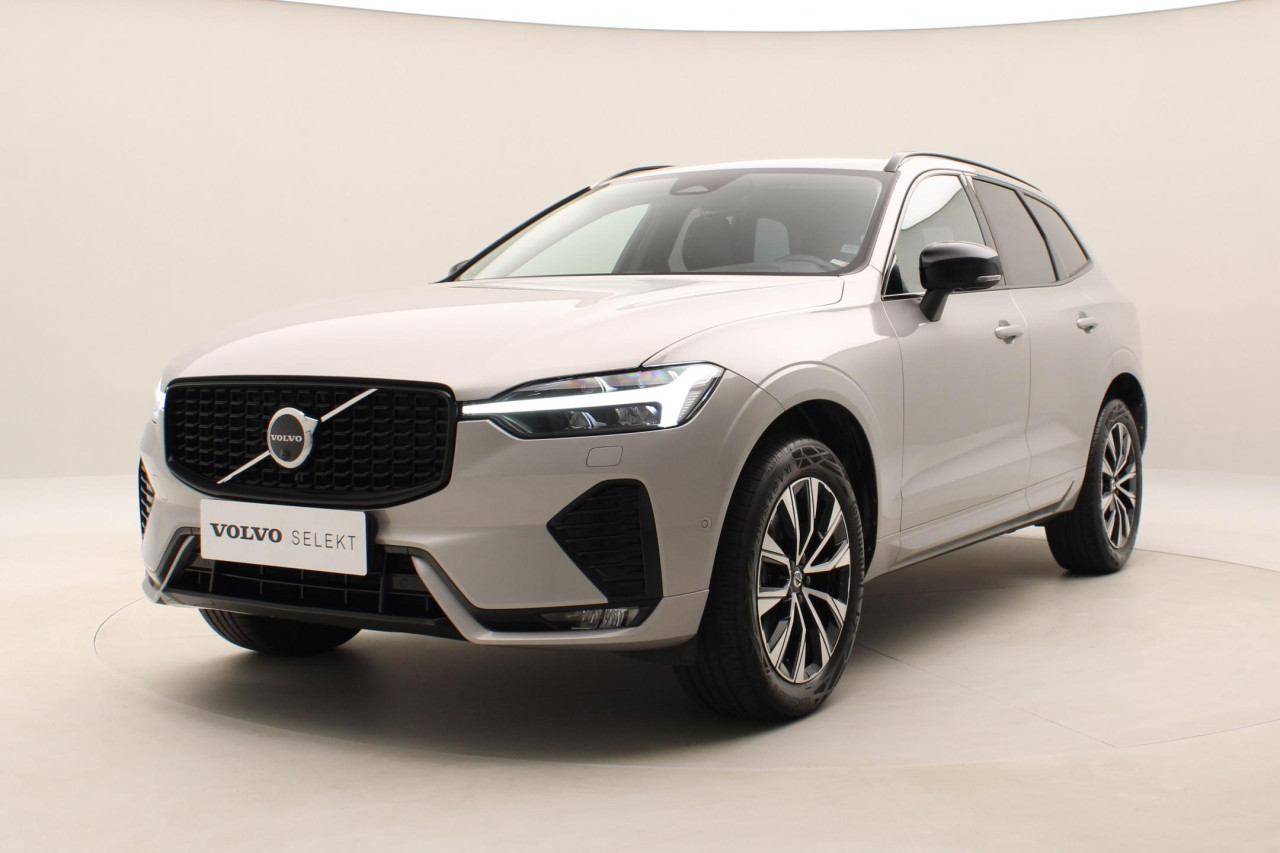 Volvo XC60 B4 PLUS DARK AUT 1.maj