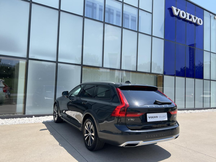 Volvo V90 CROSS COUNTRY D4 AWD Aut 1.maj 2.0 d
