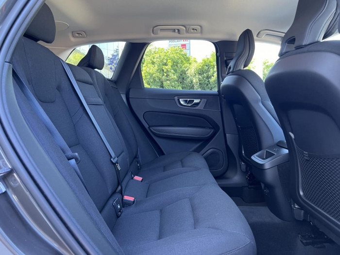 Volvo XC60 B4 AWD MOMENTUM Aut 1.maj. 2.0 Momentum