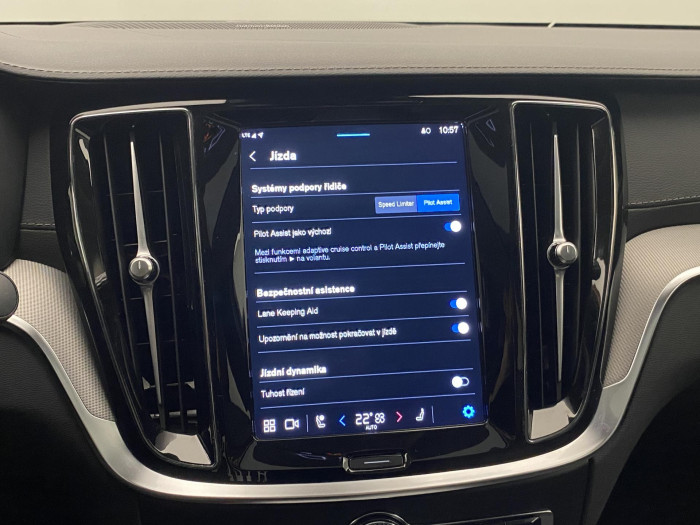 Volvo S60 B5 AWD ULTIMATE DARK AUT CZ