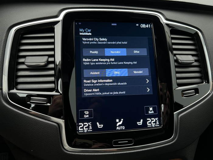 Volvo XC90 B5 AWD INSCRIPTION 7MÍSTNÁ AUT