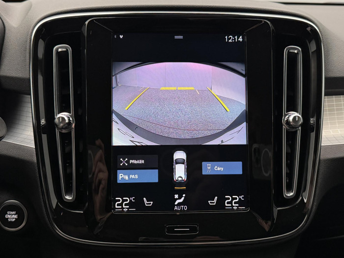 Volvo XC40 T3 MOMENTUM CZ 1.maj 1.5 Momentum