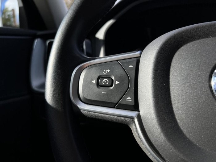 Volvo XC60 D3 MOMENTUM NAVIGACE 1.maj. 2.0 d Momentum