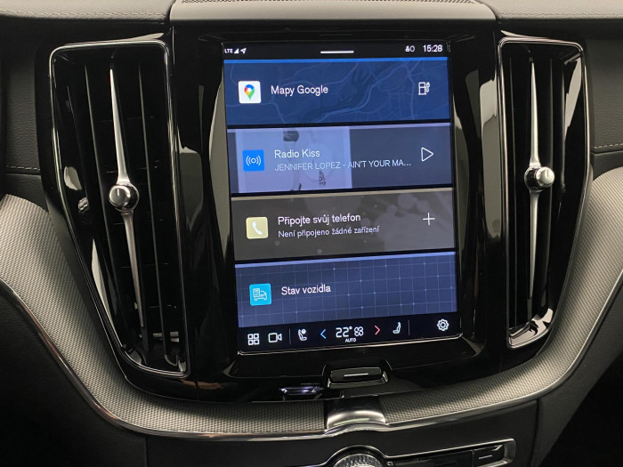 Volvo XC60 T6 AWD ULTRA DARK AUT CZ