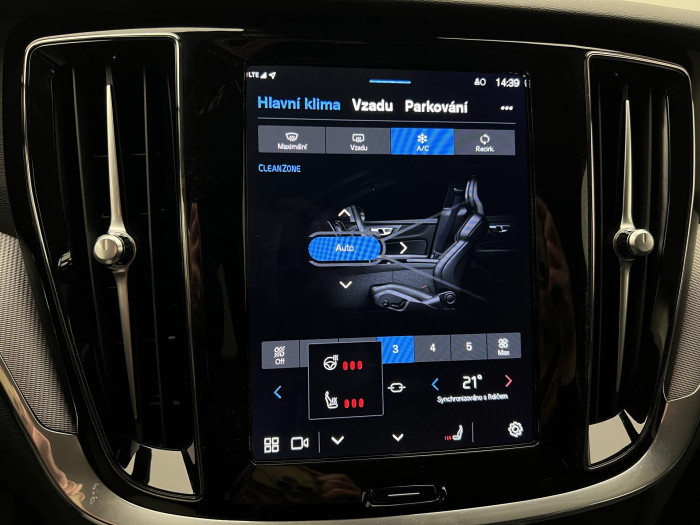 Volvo V60 CC B5 AWD PLUS BRIGHT AUT