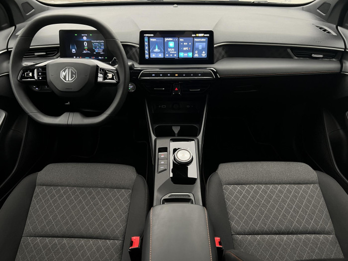 MG MG3 1.5 EMOTION Hybrid+ AUT CZ