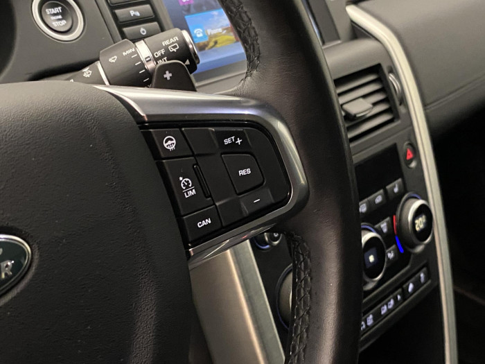 Land Rover Discovery Sport 2.0 TD4 AWD PURE REZERVACE 2.0 TD