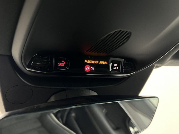 Volvo XC90 B5 AWD R-DESIGN 7MÍSTNÁ AUT CZ