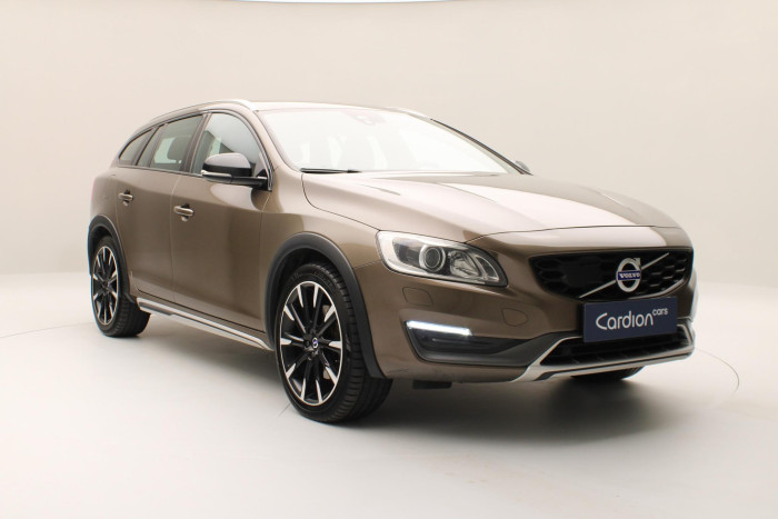 Volvo V60 CC D4 AWD SUMMUM AUT 2.4 d CC CC Summum