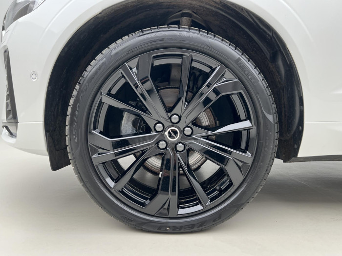 Volvo XC60 B5 AWD BLACK EDITION PLUS AUT