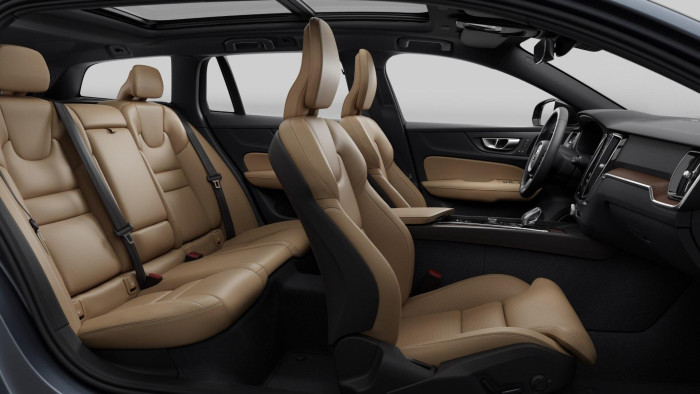 Volvo V60 B4 AUT DARK PLUS