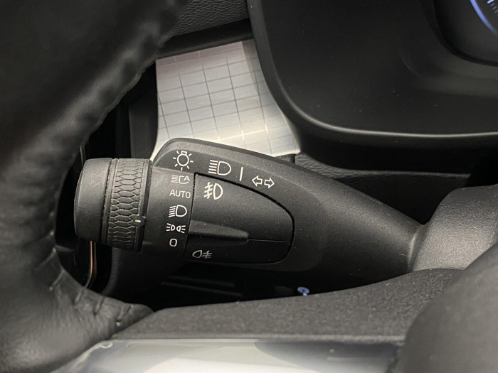 Volvo XC40 B4 AWD MOMENTUM PRO AUT 1.maj 2.0 Momentum
