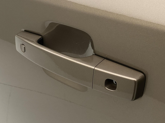 Land Rover Defender D250 AWD SE AUT CZ 3.0 d SE