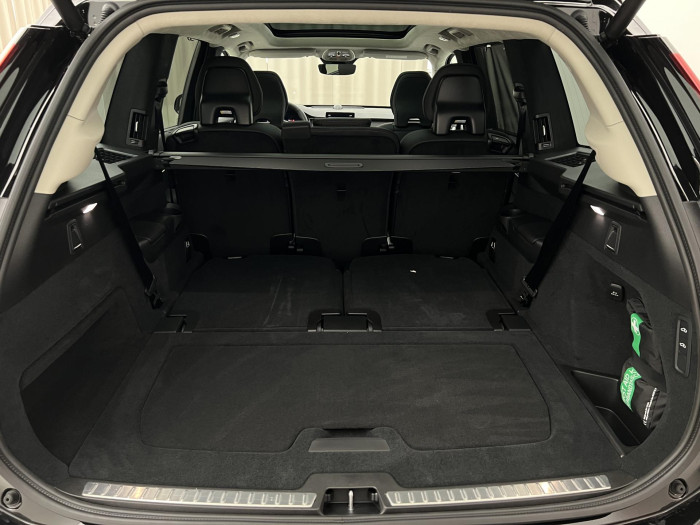 Volvo XC90 T8 AWD RECHARGE DARK ULTRA AUT