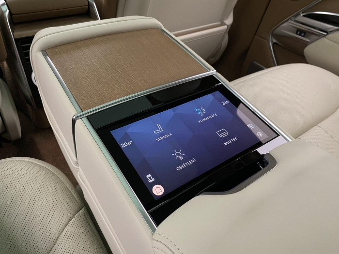 Land Rover Range Rover SV P530 SWB AWD AUT CZ