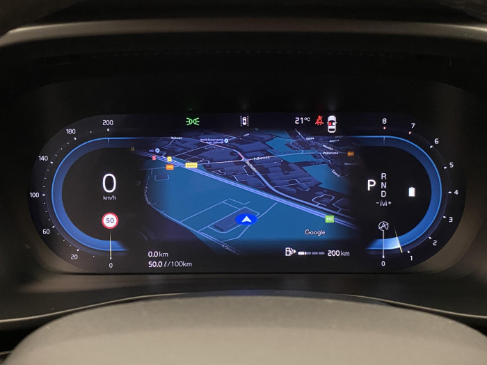 Volvo XC40 B3 DARK ULTRA AUT CZ