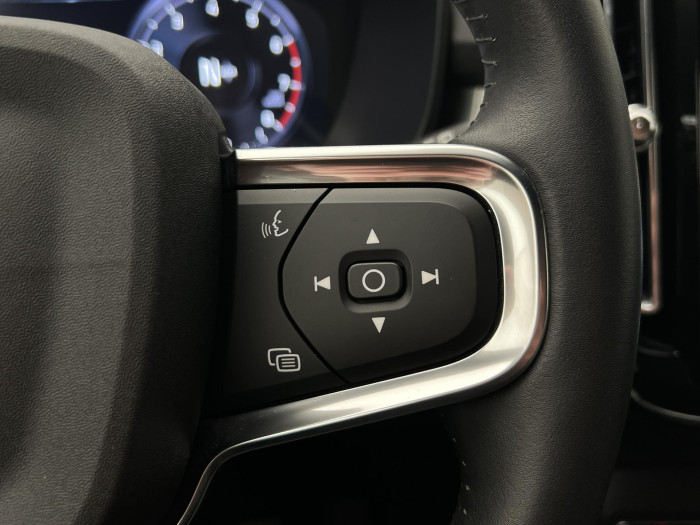 Volvo XC40 T2 MOMENTUM 1.maj. 1.5 Momentum