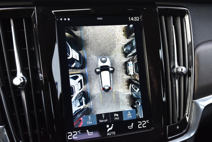Volvo V90 CC D4 AWD ADVANCED REZERVACE 2.0 d CC CC