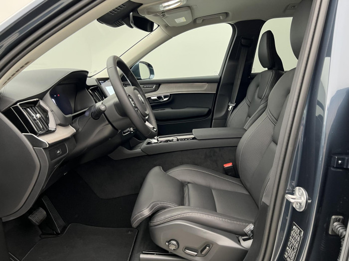 Volvo XC90 B5 AWD AUT BRIGHT PLUS 7-míst