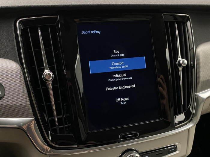 Volvo V90 CC D4 AWD POLESTAR REZERVACE 2.0 d CC CC