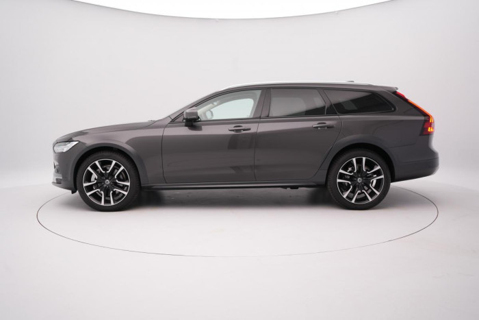 Volvo V90 CC B5 AWD ULTIMATE AUT 1.maj. 2.0 CC CC