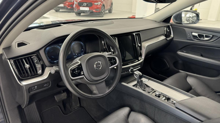 Volvo V60 D4 INSCRIPTION REZERVACE 2.0 d