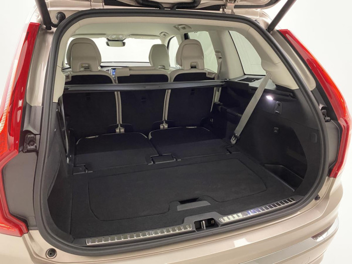 Volvo XC90 B5 AWD AUT BRIGHT PLUS 7míst 2.0 Plus