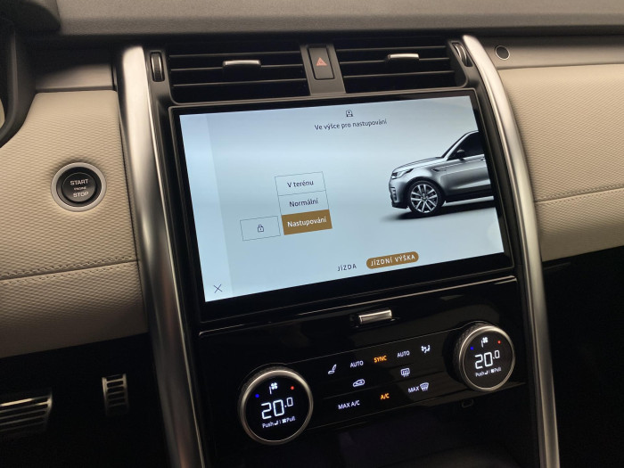 Land Rover Discovery D300 AWD AUT CZ 7míst 3.0 d