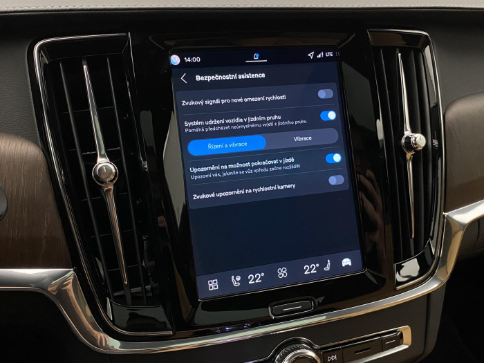 Volvo V90 T8 AWD Plug-in BRIGHT ULTRA