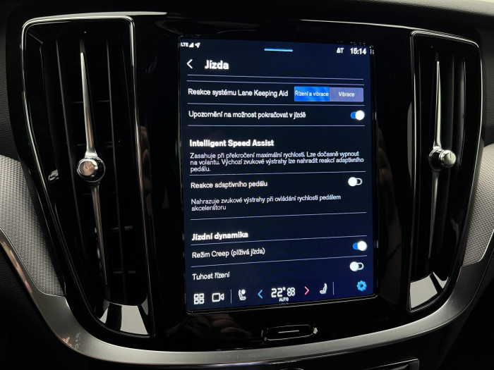 Volvo V60 T6 AWD AUT RECHARGE DARK PLUS
