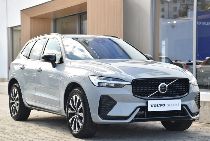 Volvo XC60 B4 AWD PLUS BRIGHT AUT 1.maj.