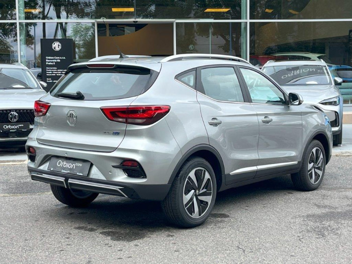 MG ZS EV EXCITE 70kWh REZERVACE!