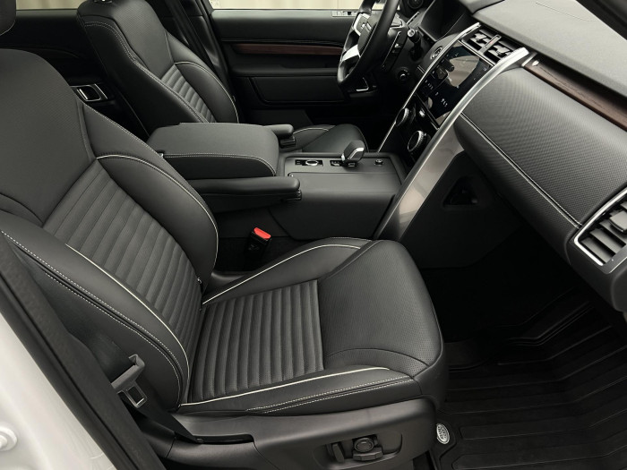 Land Rover Discovery D250 DYNAMIC HSE AWD AUT CZ 3.0 d Dynamic