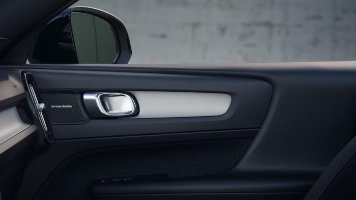 Volvo XC40 B4 BLACK EDITION ULTRA AUT 2.0 Edition