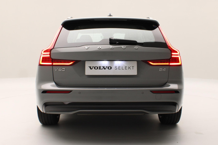 Volvo V60 B4 R-DESIGN AUT CZ