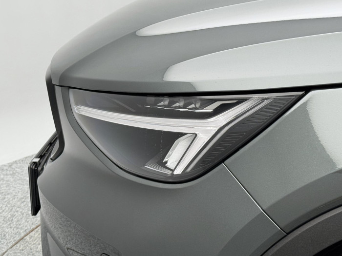 Volvo XC40 B3 AUT DARK ULTRA