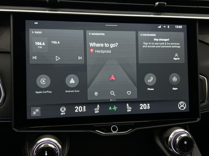 Lynk & Co 01 PHEV DCT AUT 1.maj.