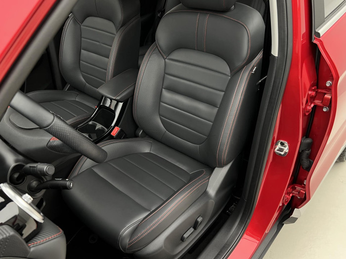 MG ZS 1.0T EXCLUSIVE AUT CZ 1.maj. 1.0 Exclusive