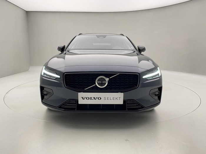 Volvo V60 B4 ULTIMATE DARK AUT