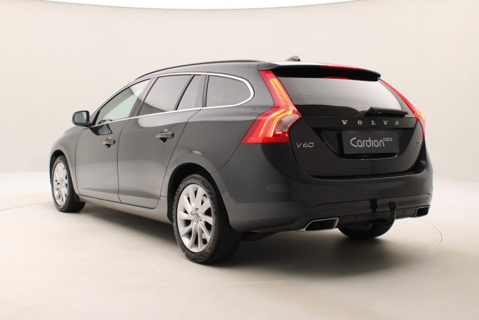Volvo V60 D4 MOMENTUM AUT REZERVACE 2.0 d Momentum