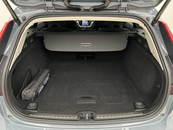 Volvo V60 B3 CORE AUT 1.maj.